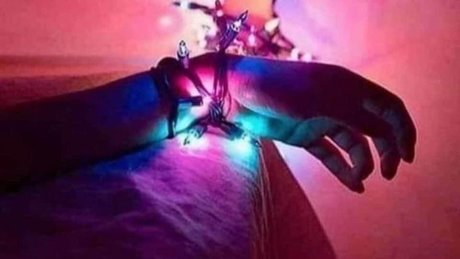 smile model adult pics