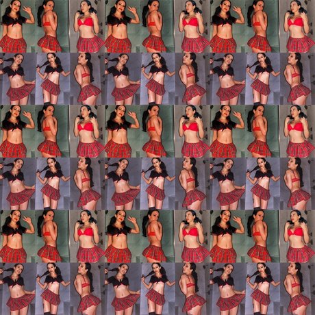 AB tiny w a b00ty xxx star photo