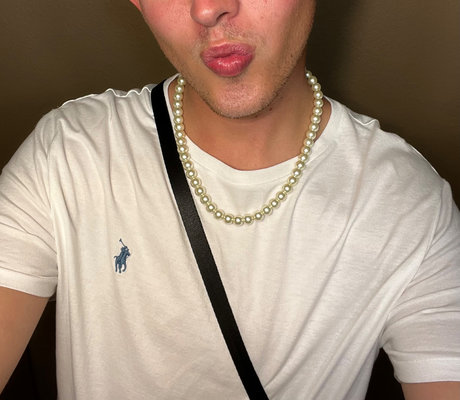 Max Rhodes star exclusive gallery