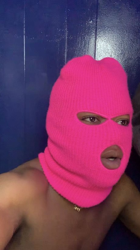 CALL ME DADDY_ nude star image