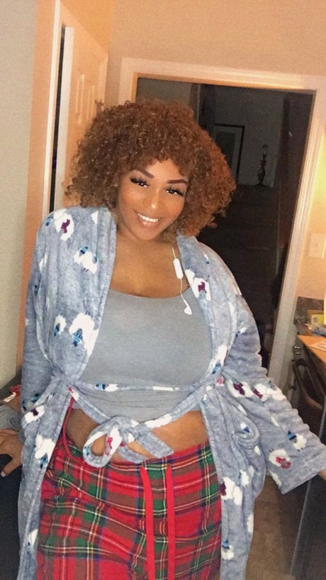 Mary Ann pornstar nice pic