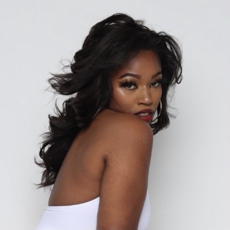 Medusa Begam star nudes pictures