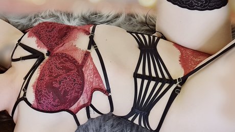 Beatriz facesitting sph cei giantess sexy model image