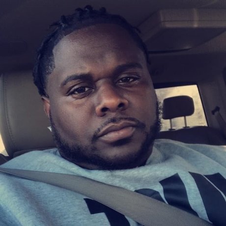 T Time pretty pornstar pic