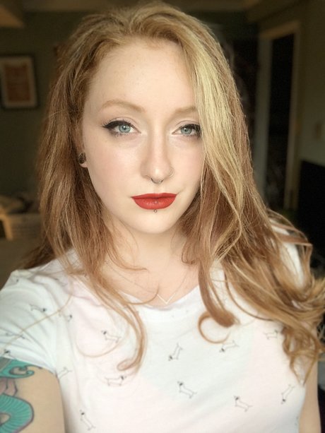 Mercy Mae model porn pic