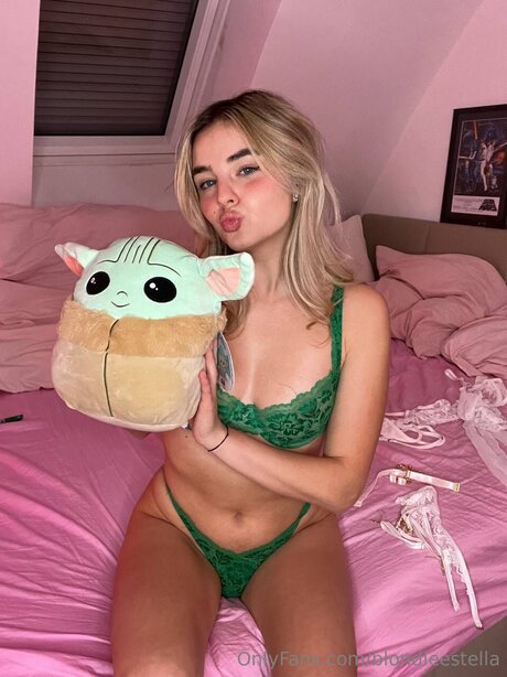 Stella Ray nice actress gallery