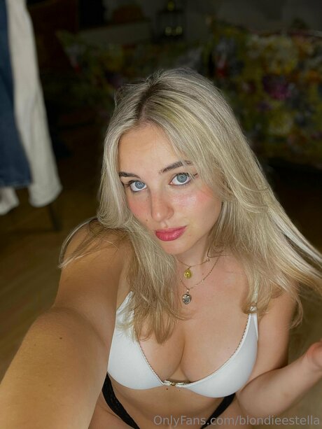 Stella Ray high quality star pictures