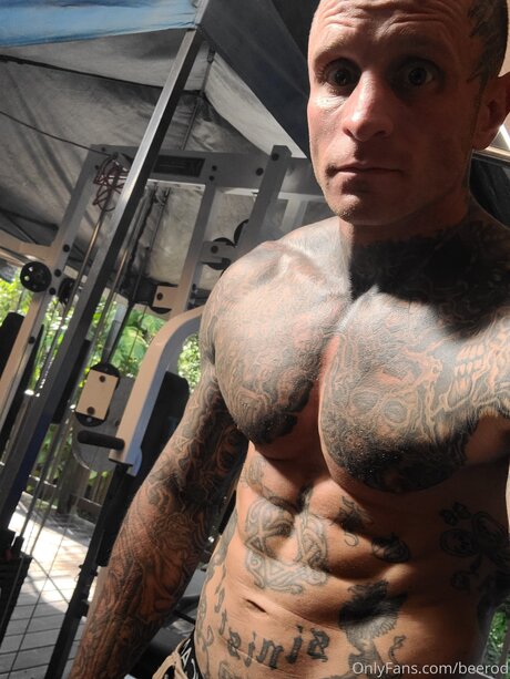 Brandon Blye hot pornstar pictures