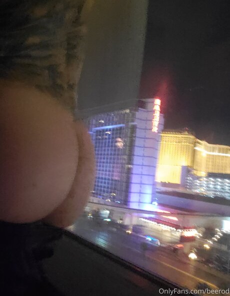 Brandon Blye star erotic images