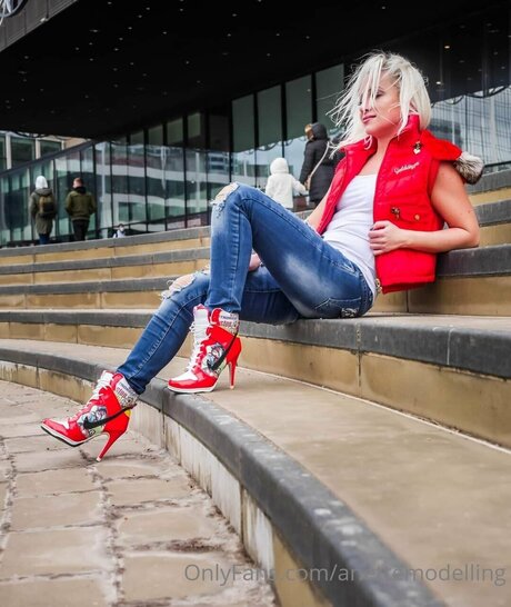 Aneta Hradecka pornstar erotic pic