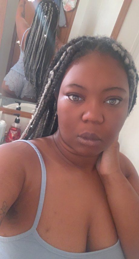 Melanin Savage hot star picture