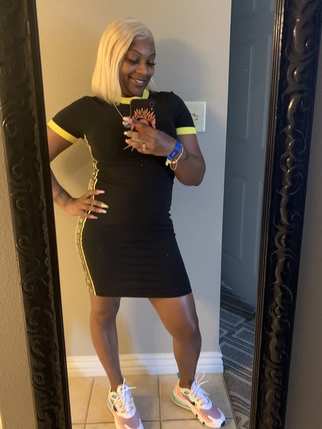 Foxy Brown pornstar art photo