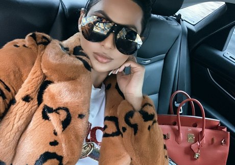 Amelia Maltepe exclusive star gallery