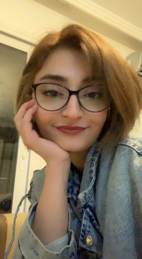 Celine Cinnamon hd star photos