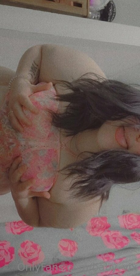 baby vix naked actress image