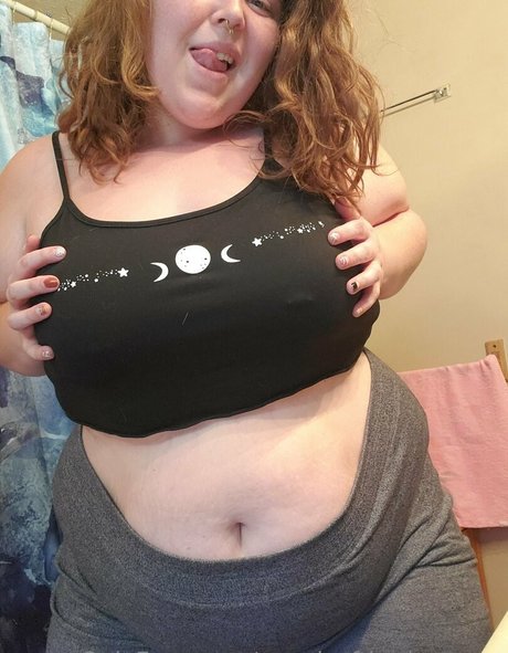 sunnisoftbodystoner model pretty images