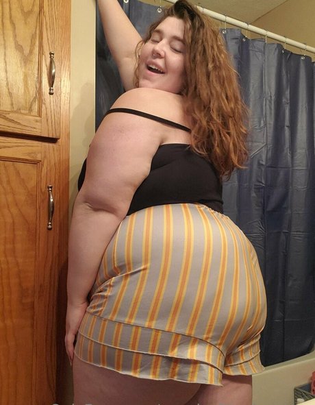 sunnisoftbodystoner pornstar high quality galleries