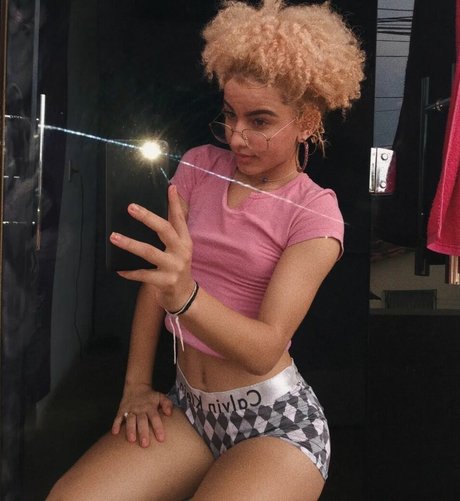 thick pawg onlyfans sexy naked picture