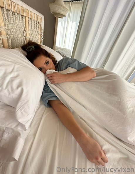 lucyvixen star beautiful pictures