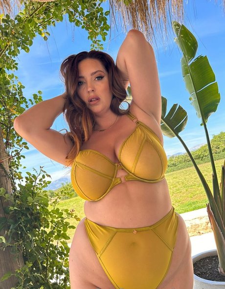 lucyvixen star high quality pic