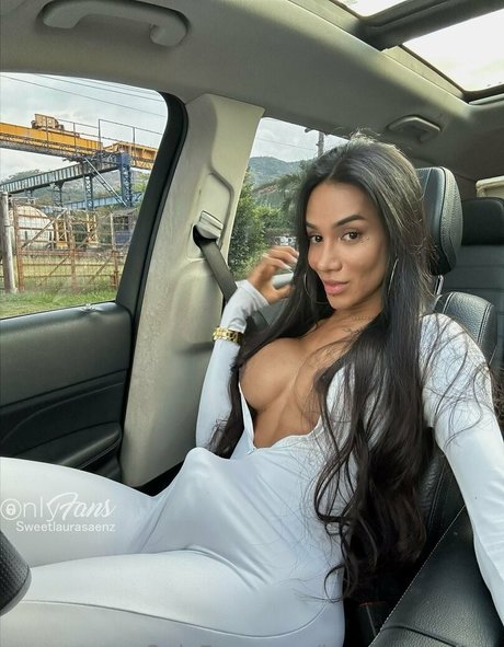 laurasaenzfree hd star picture