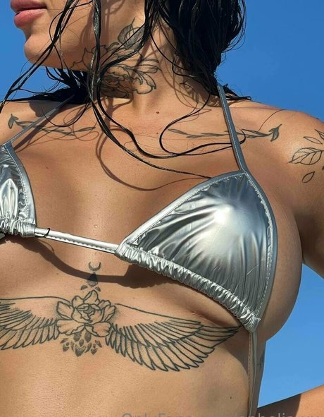 blonde shemale onlyfans nude pics