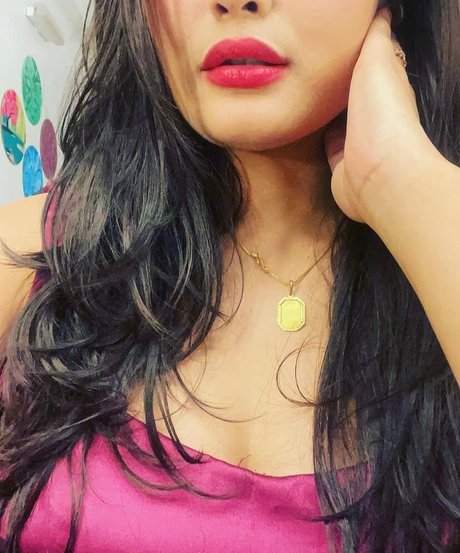 Real Goddessanna sexy model image