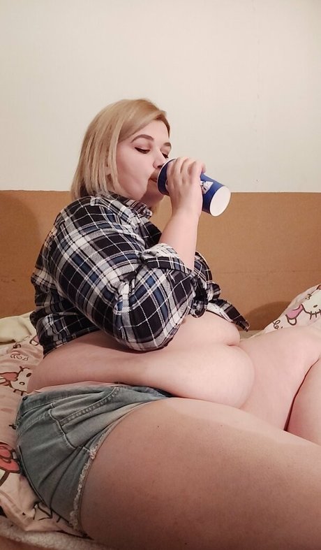 petite asian onlyfans sexy pic