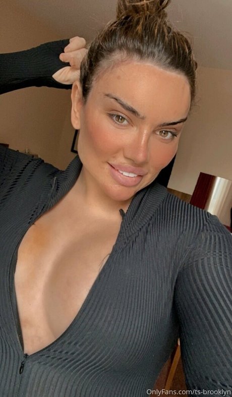 ts brooklyn pornstar nude images