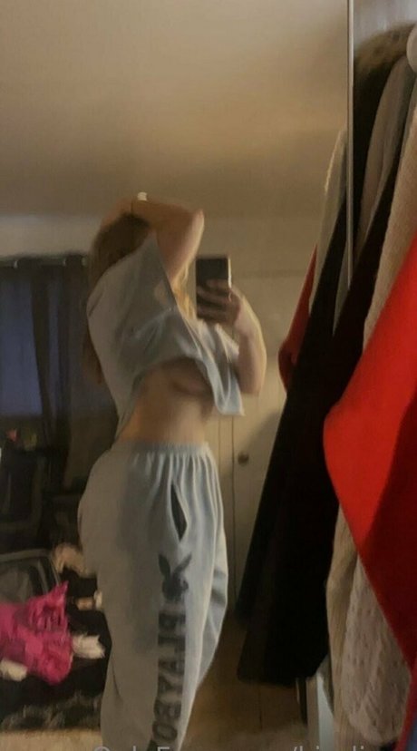 kiralima pretty model pictures