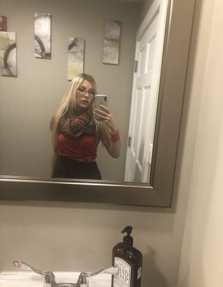 ashleyfires hot actress images