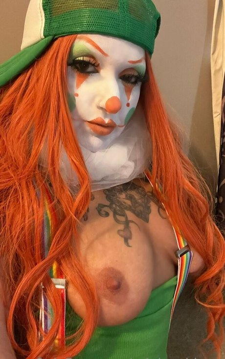 rainbowblows model nude img