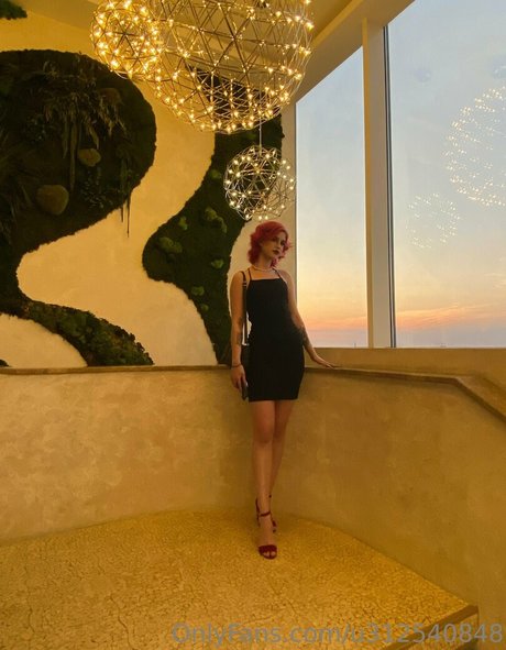 linda dragon nudes model image