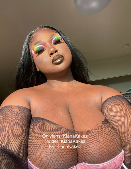 kianakakez model pretty galleries