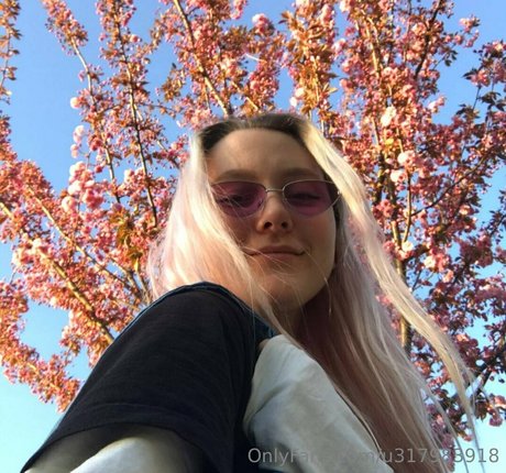 celebrity hannah montana nice star picture