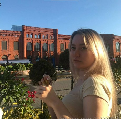 celebrity hannah montana sex actress galleries