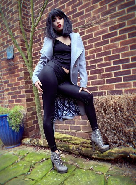 angelikarougefree model top pics