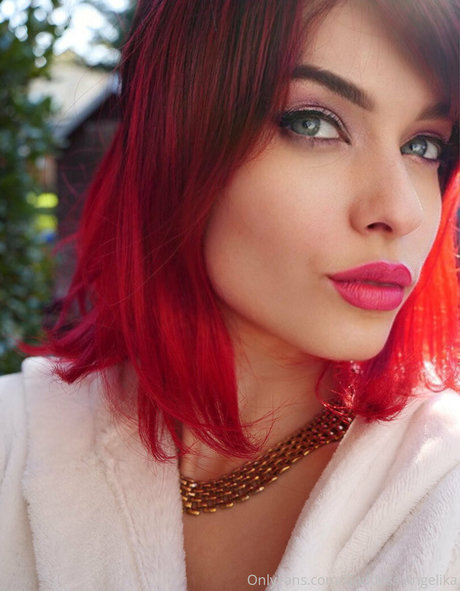 angelikarougefree Quick photo