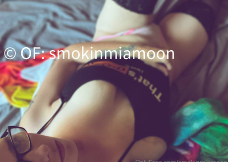 smokinmiamoon adult actress img