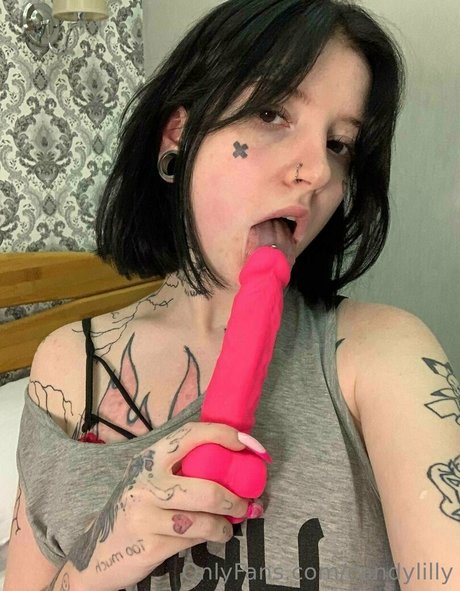 brattyauroravip free actress galleries