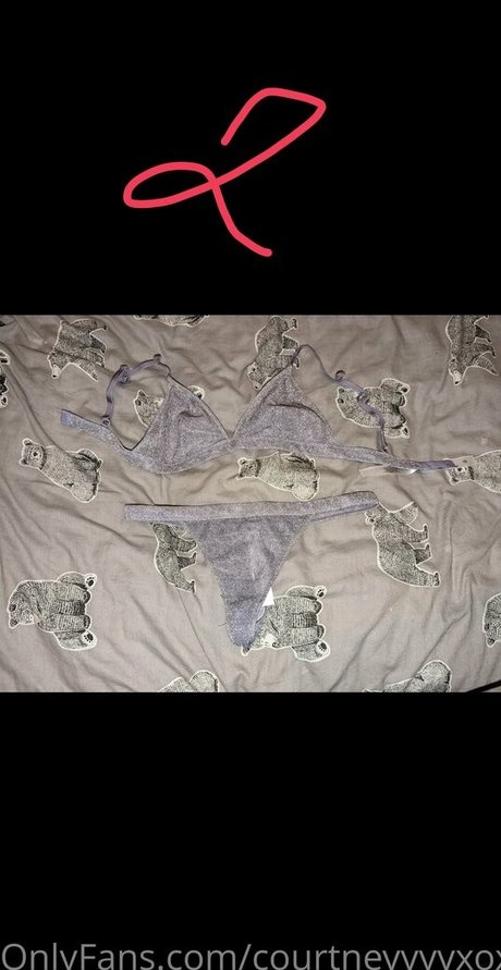Courtneyyyyxox hot pornstar pics