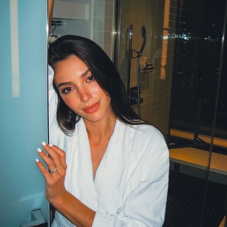 indian milf onlyfans art naked pic