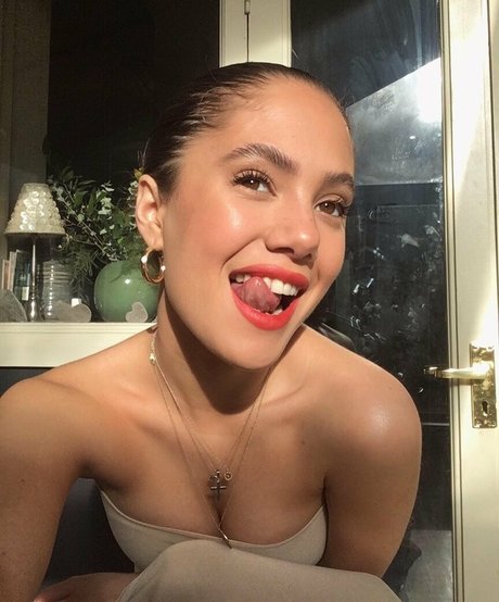 Saoirse Alicia Behzadi pornstar sexy archive