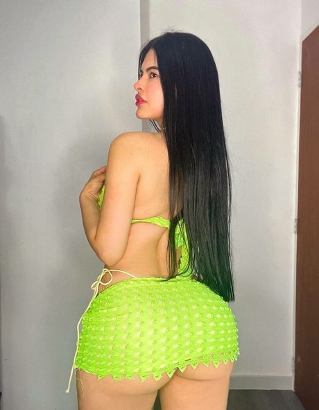 Kimberly Delagdo Alvarez model art pic