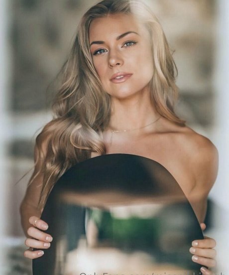 missnikkileigh beautiful pornstar img