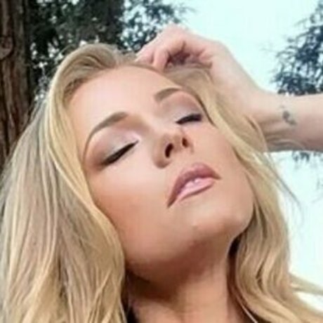 missnikkileigh free actress photos