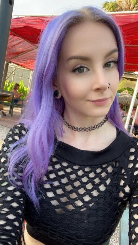 kinkynyrafree erotic actress images