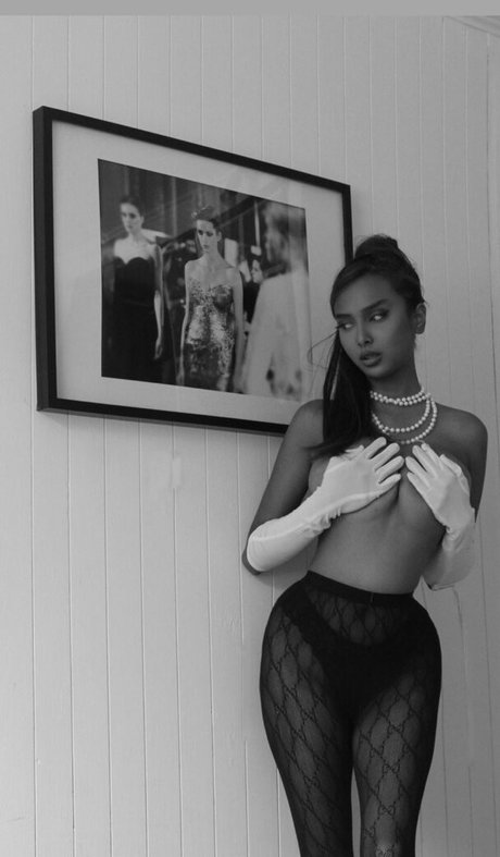 txixsha pornographic model galleries