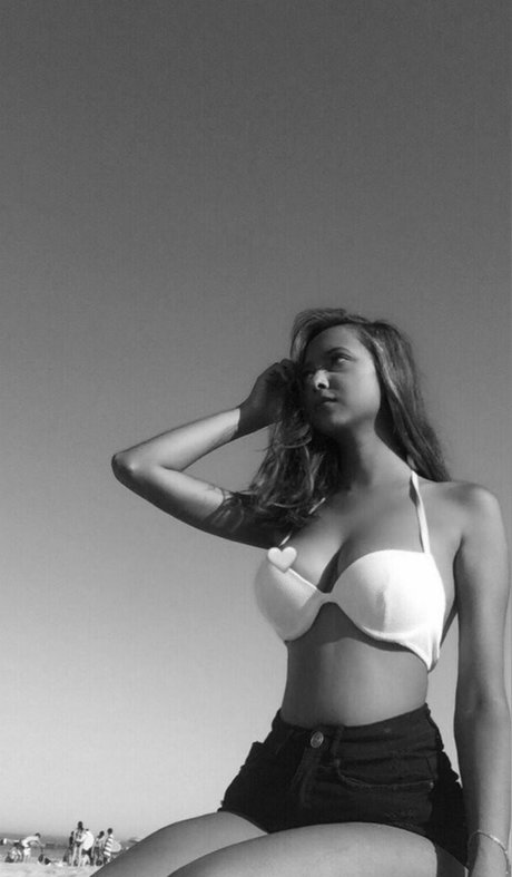 txixsha hot star pics