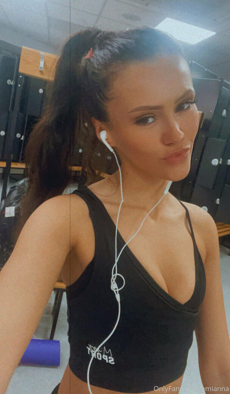 aammeezz hot model pictures